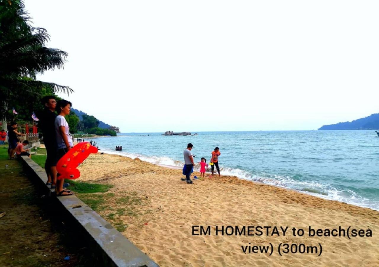 Em Homestay Pekan Pangkor Extérieur photo